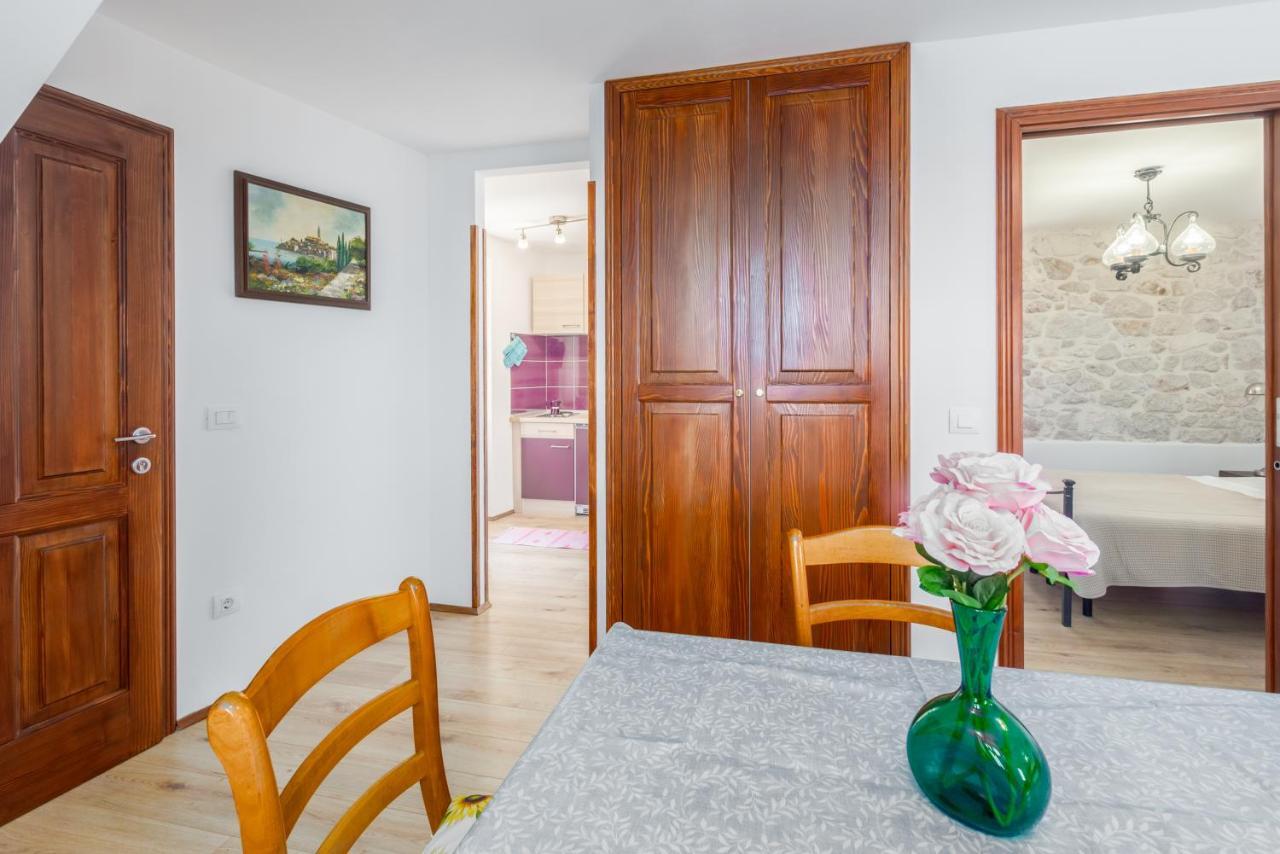 Apartment Lanterna Veneziana ロヴィニ エクステリア 写真
